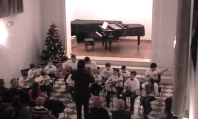 Mandolinski orkestar-Božićni koncert-Hrvatsko građansko društvo Crne Gore Kotor