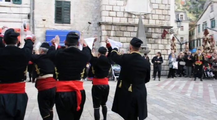 Kolo Bokeljske mornarice 21. novembar 2017. Kotor Dan opštine