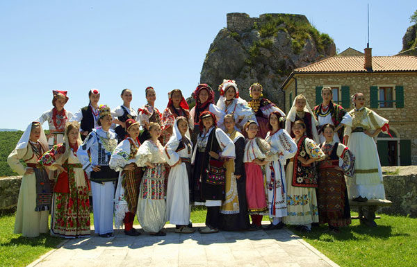 Revija tradicijske odjeće